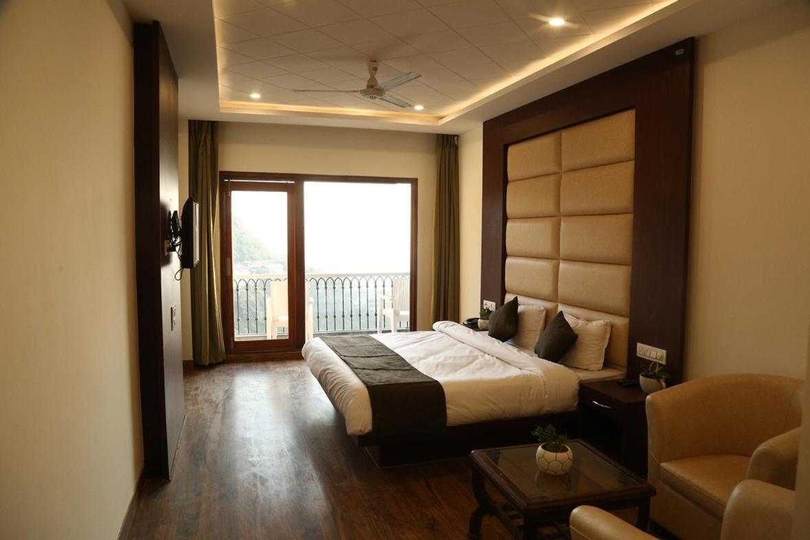 Shining Hills Mussoorie Exterior foto